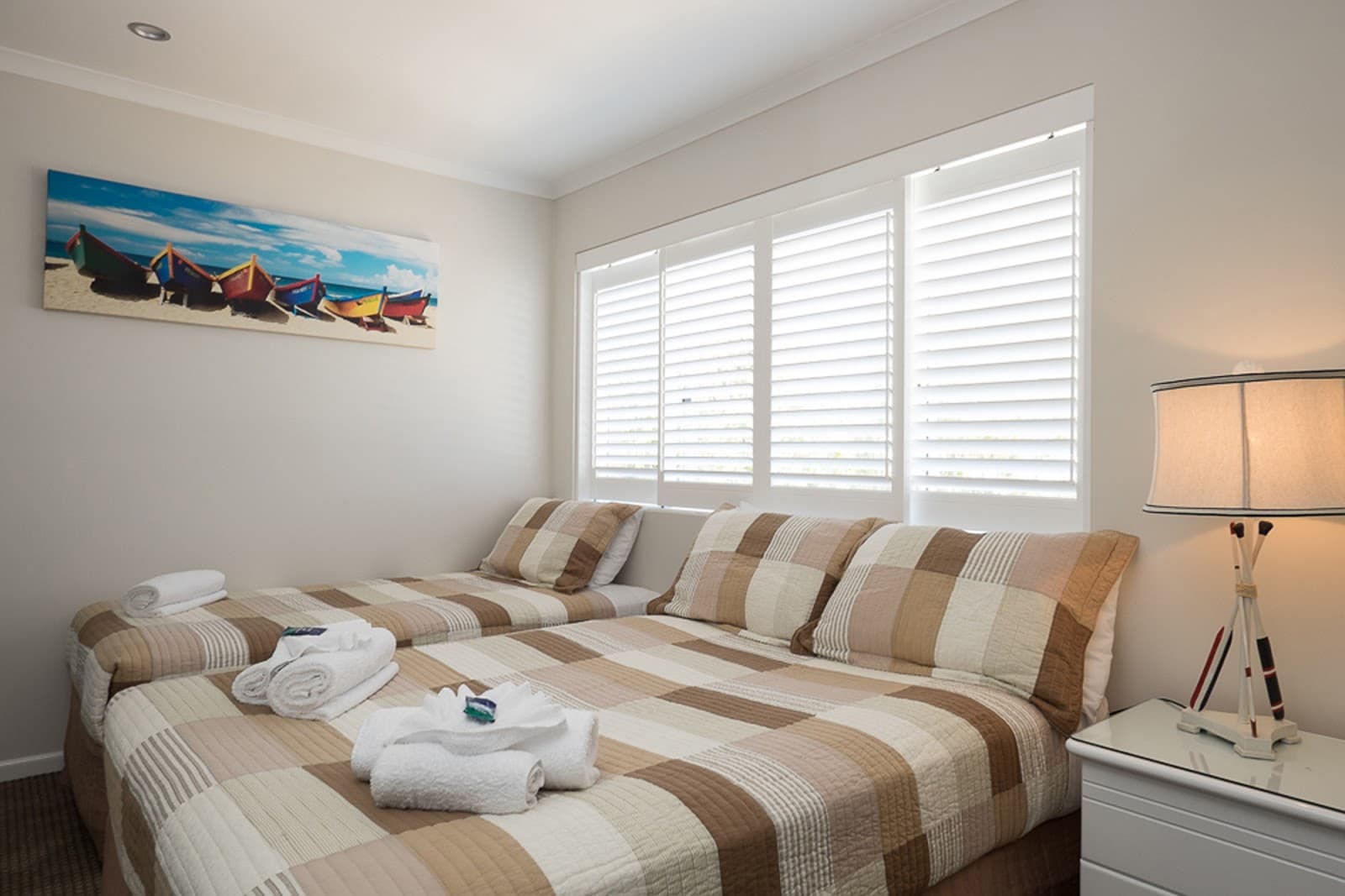 Pelican's Nestle Inn - Accommodation — Manly, Brisbane