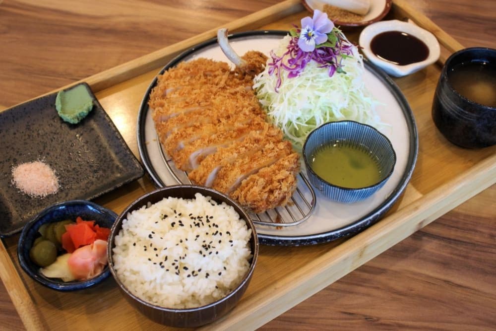 12 Brisbane Restaurants Worth Your Next Booking
