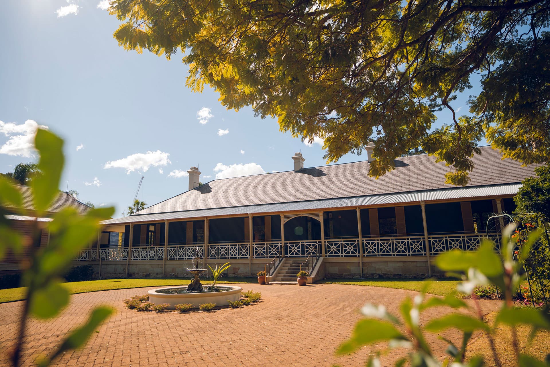 Newstead House