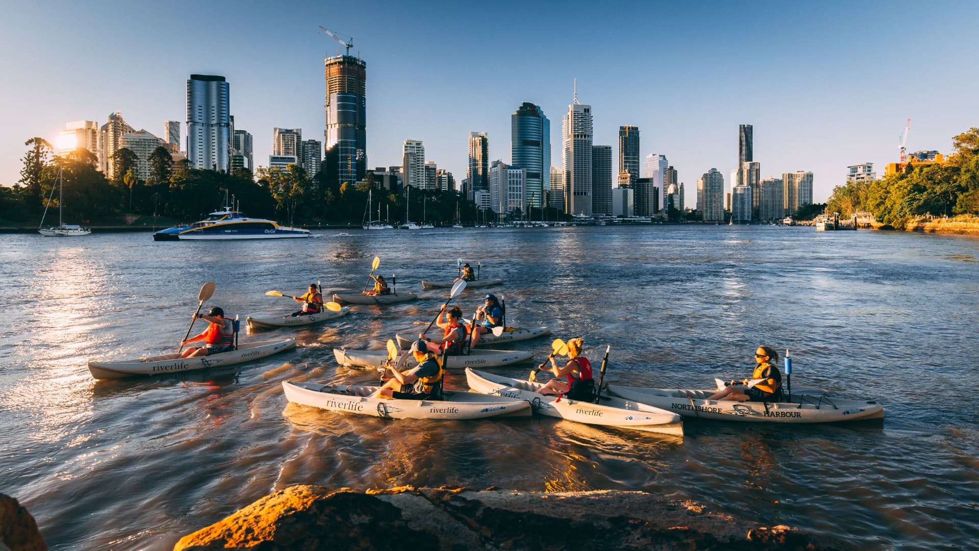 12 Must-Visit Tourist Attractions Around Brisbane