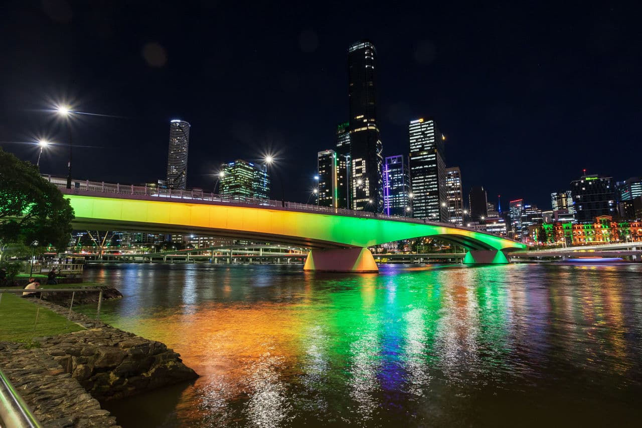 Victoria Bridge